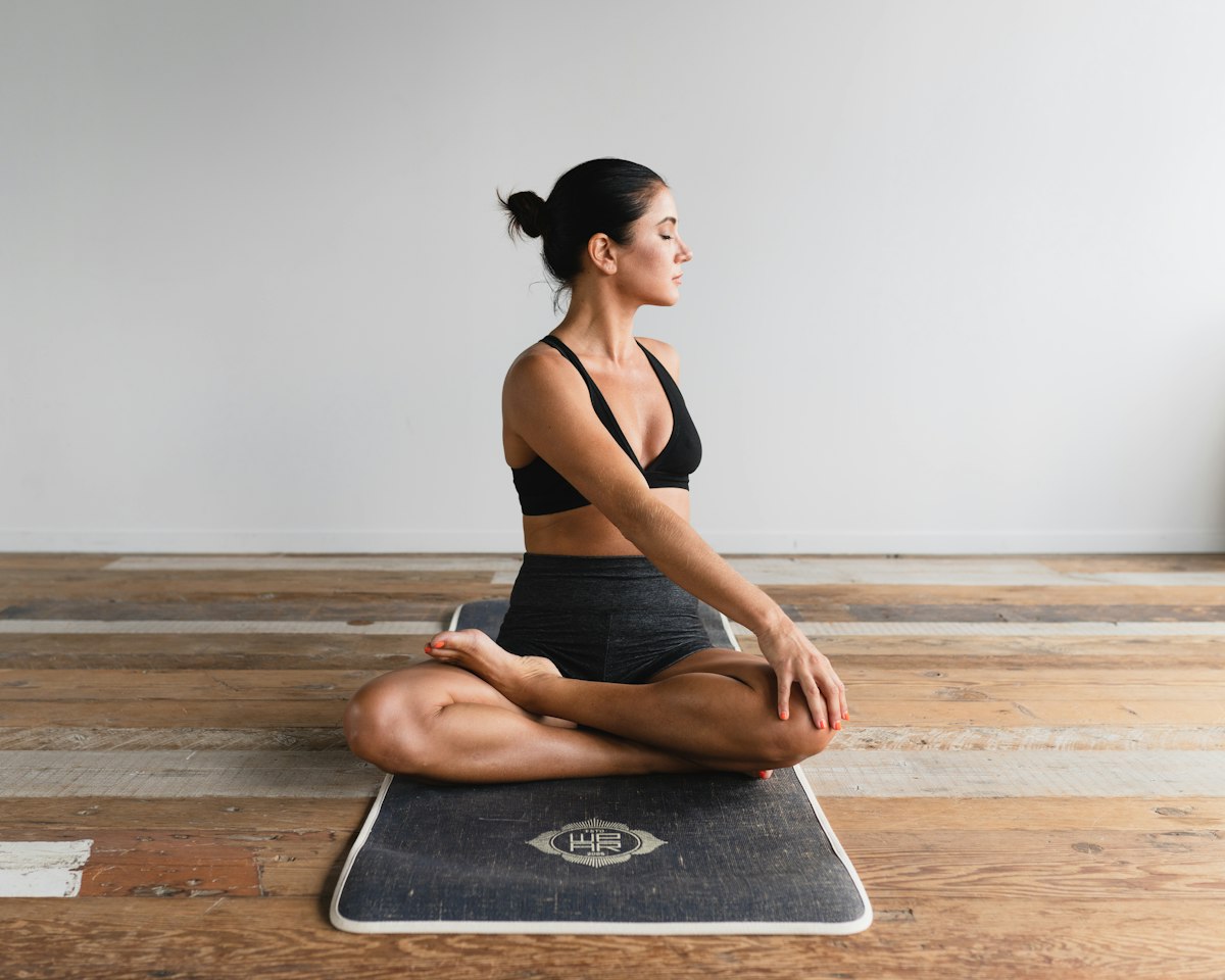 Deep tissue massage through the upper back