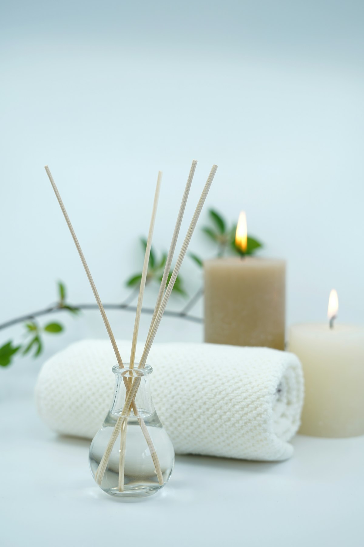 Candles, towels and diffuser reeds